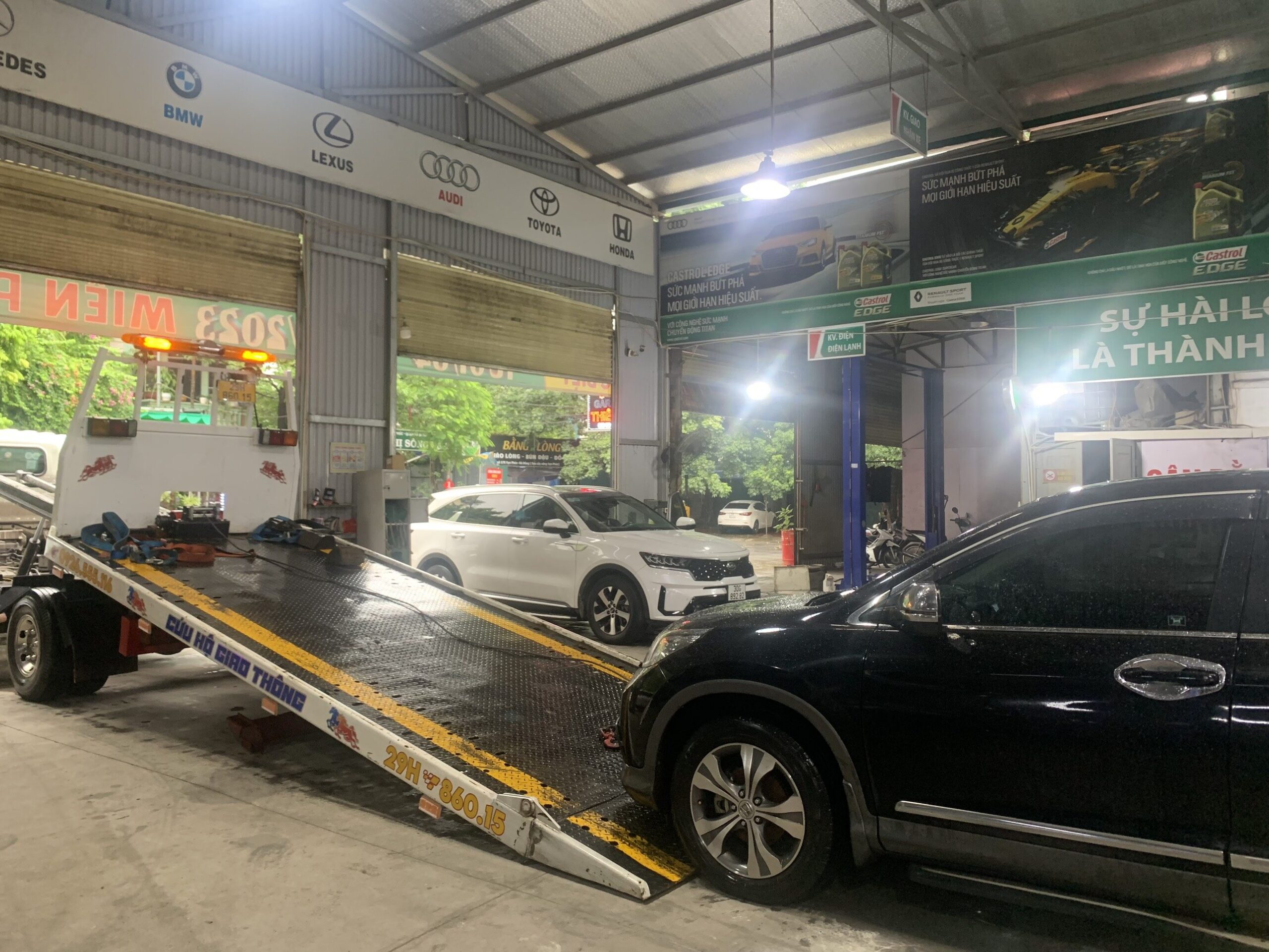 Báo giá cứu hộ xe ô tô 2023